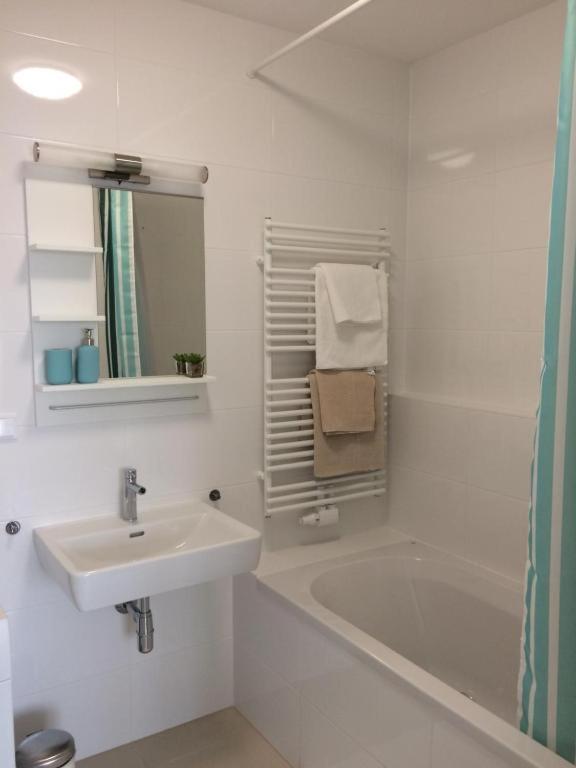 Vienna Belvedere Und Hauptbahnhof Apartment Buitenkant foto